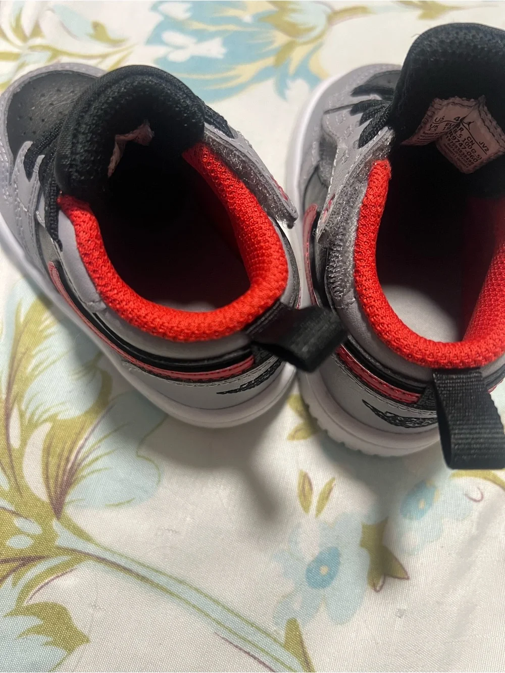 Kids Red and Black Lace-Up Sneakers - Michael Jordan